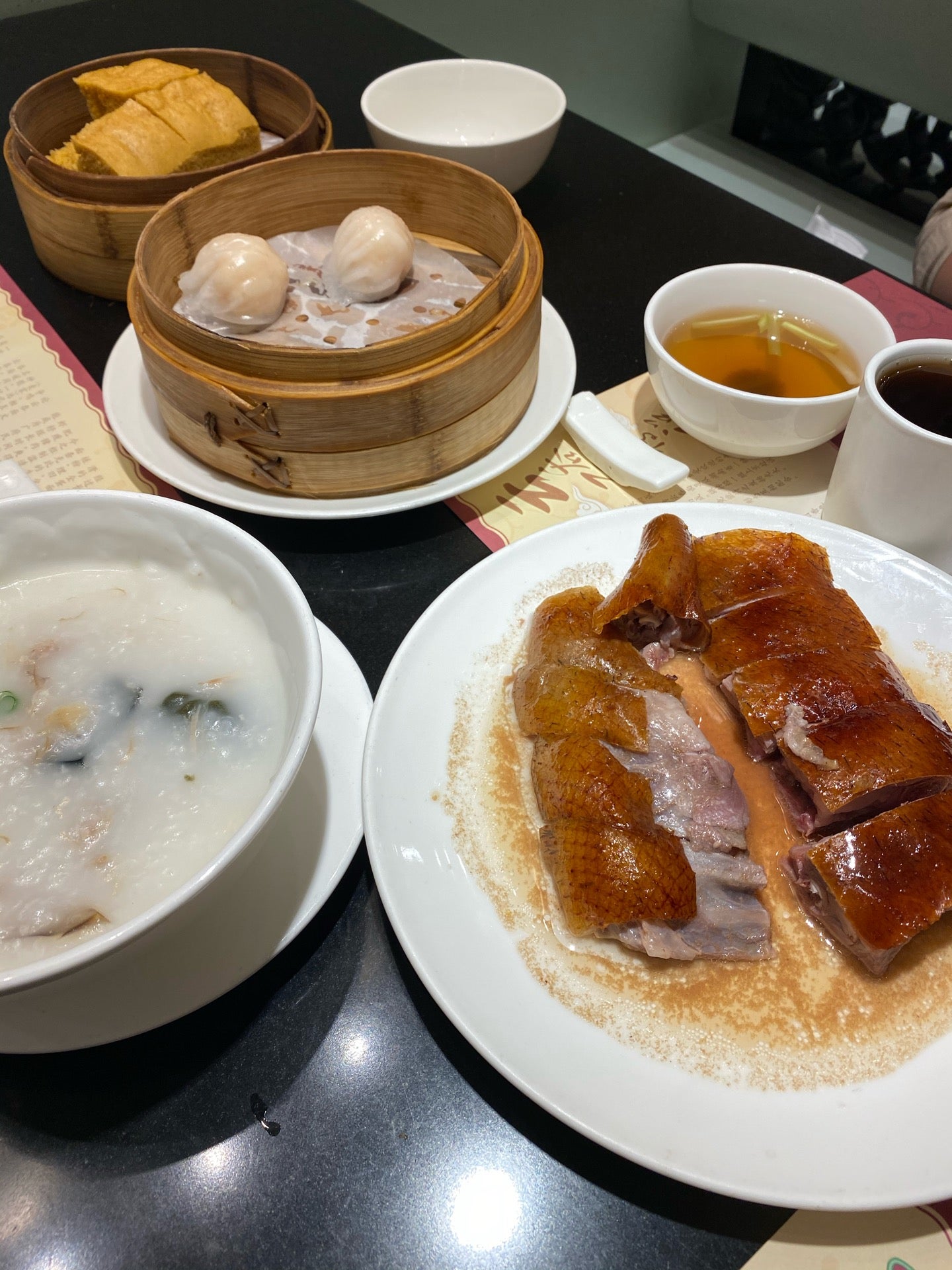 Tasty Congee & Wonton Soup (正斗粥面专家)