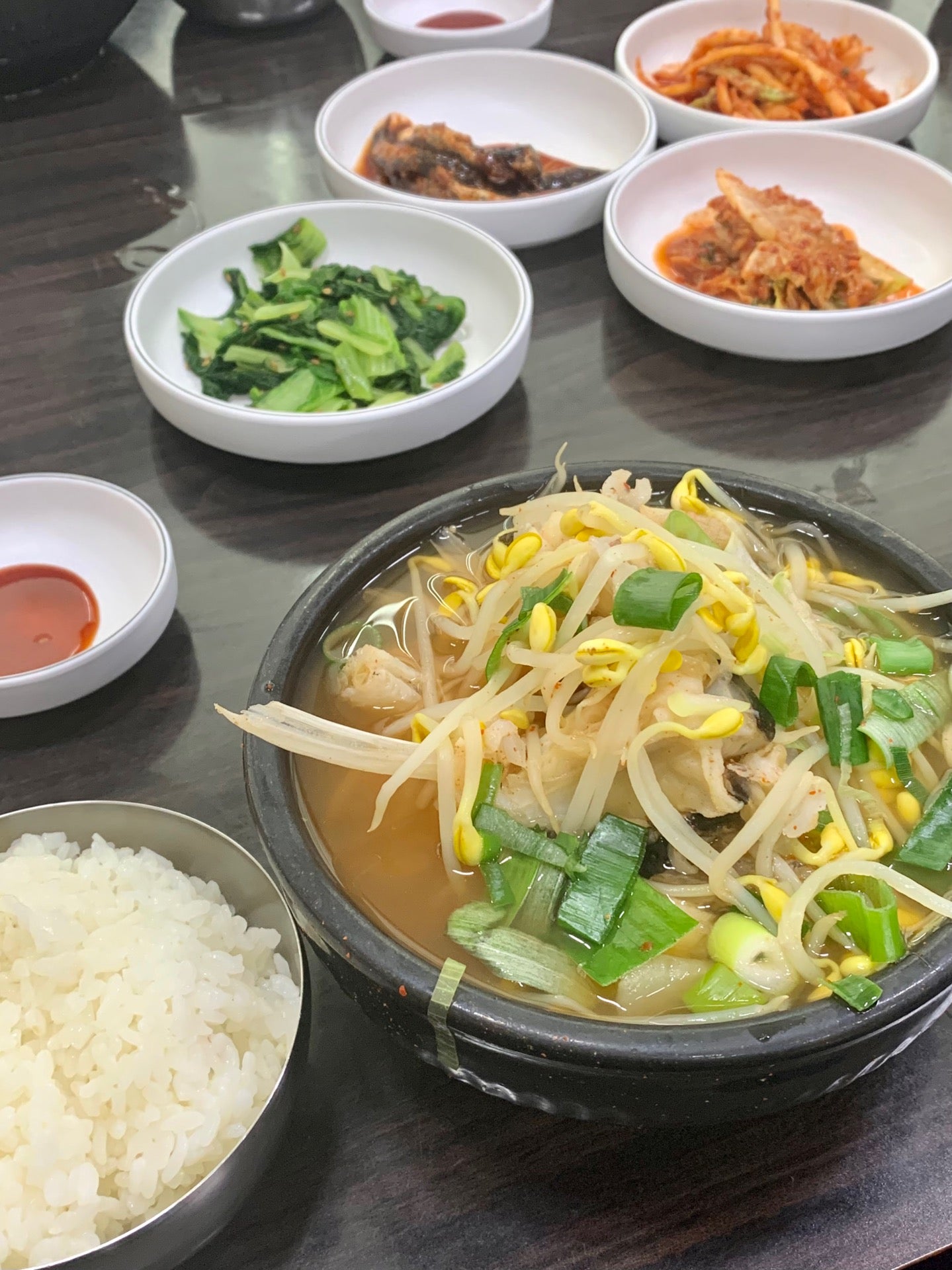 Gimhae Restaurant (김해식당)