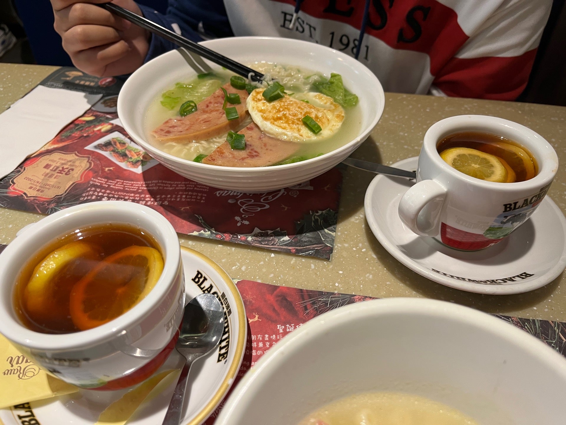 HK Diner (香港達人)