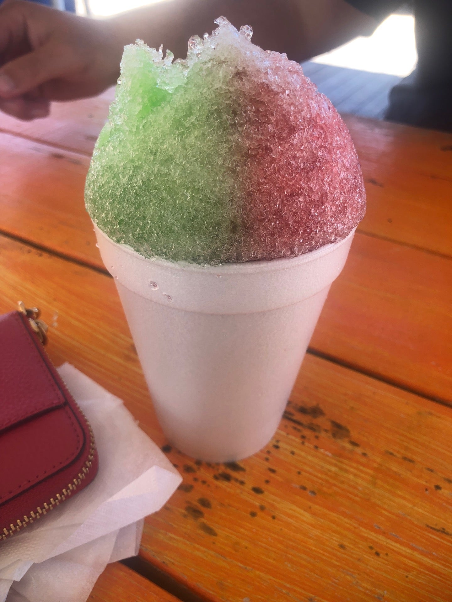 Tom's New Orleans Style Sno-Ball Stand