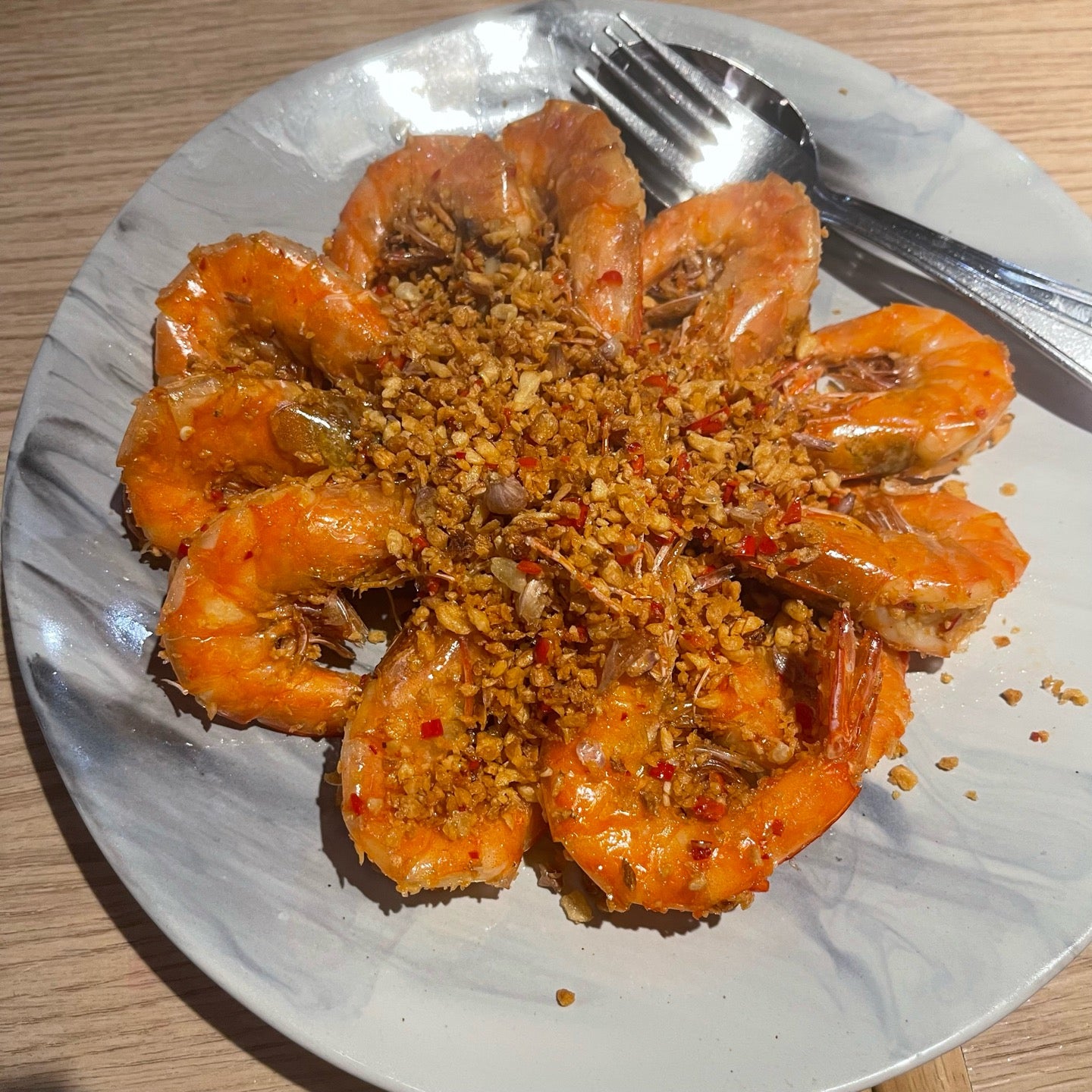 Laem Cha-Reon Seafood (แหลมเจริญ ซีฟู้ด)