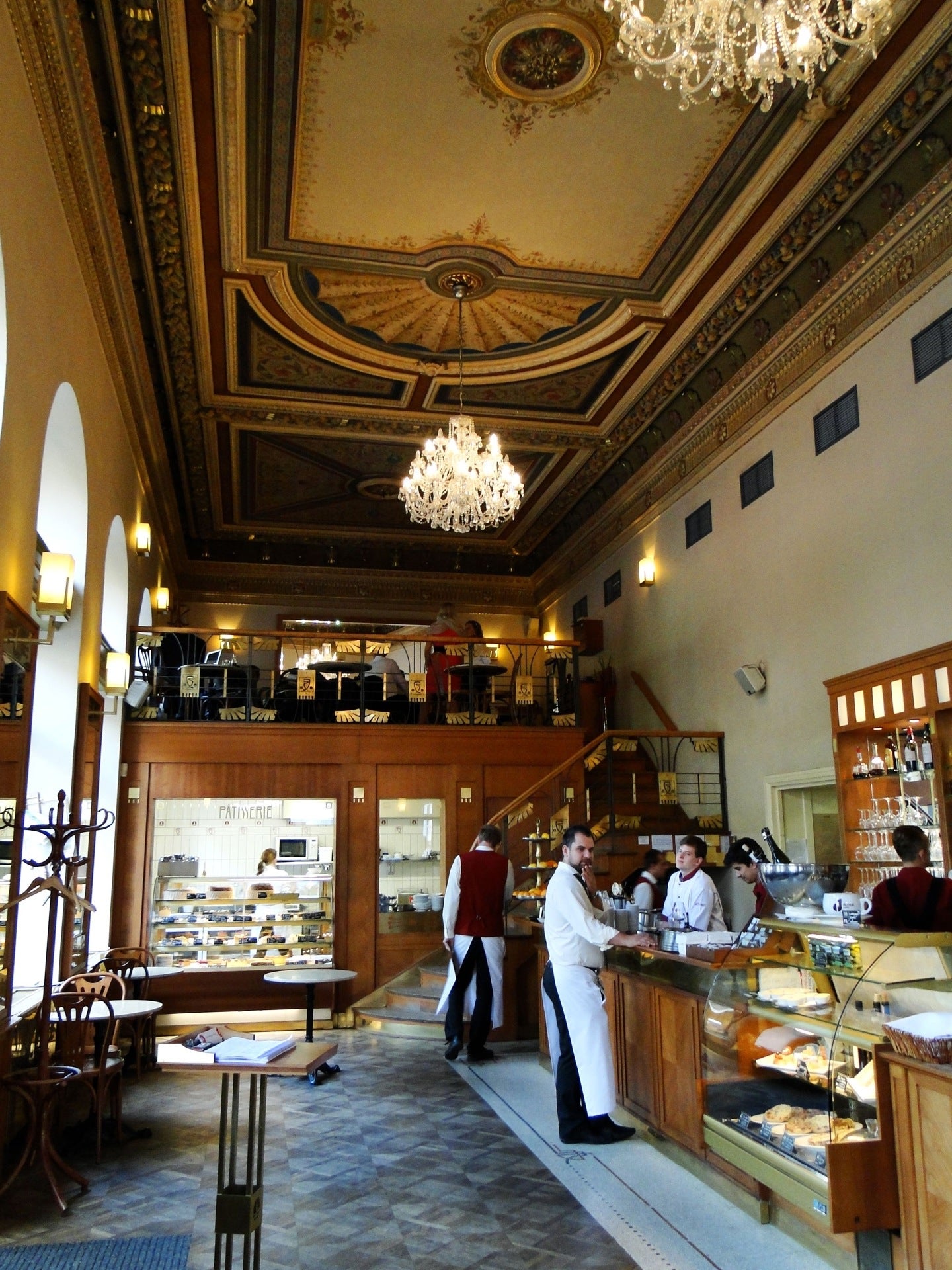 Café Savoy