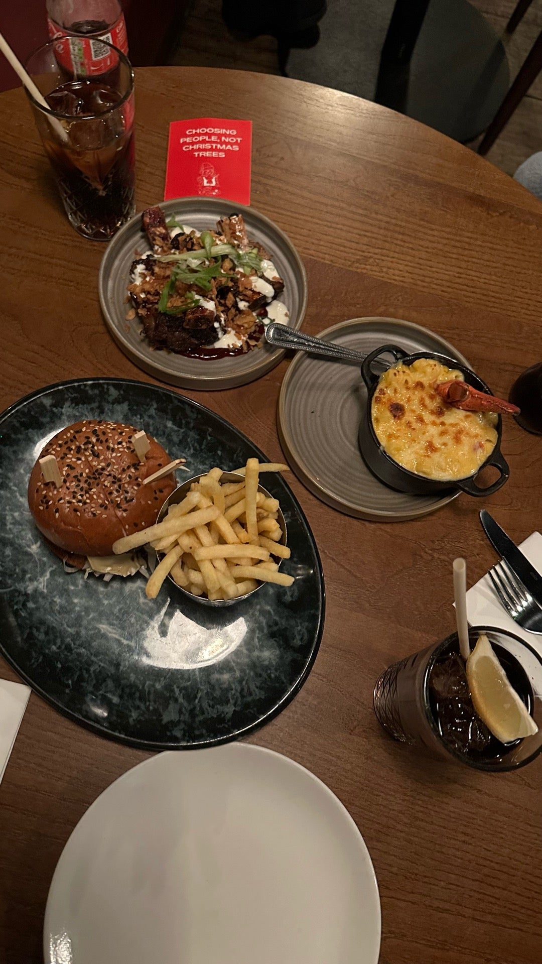 Burger & Lobster