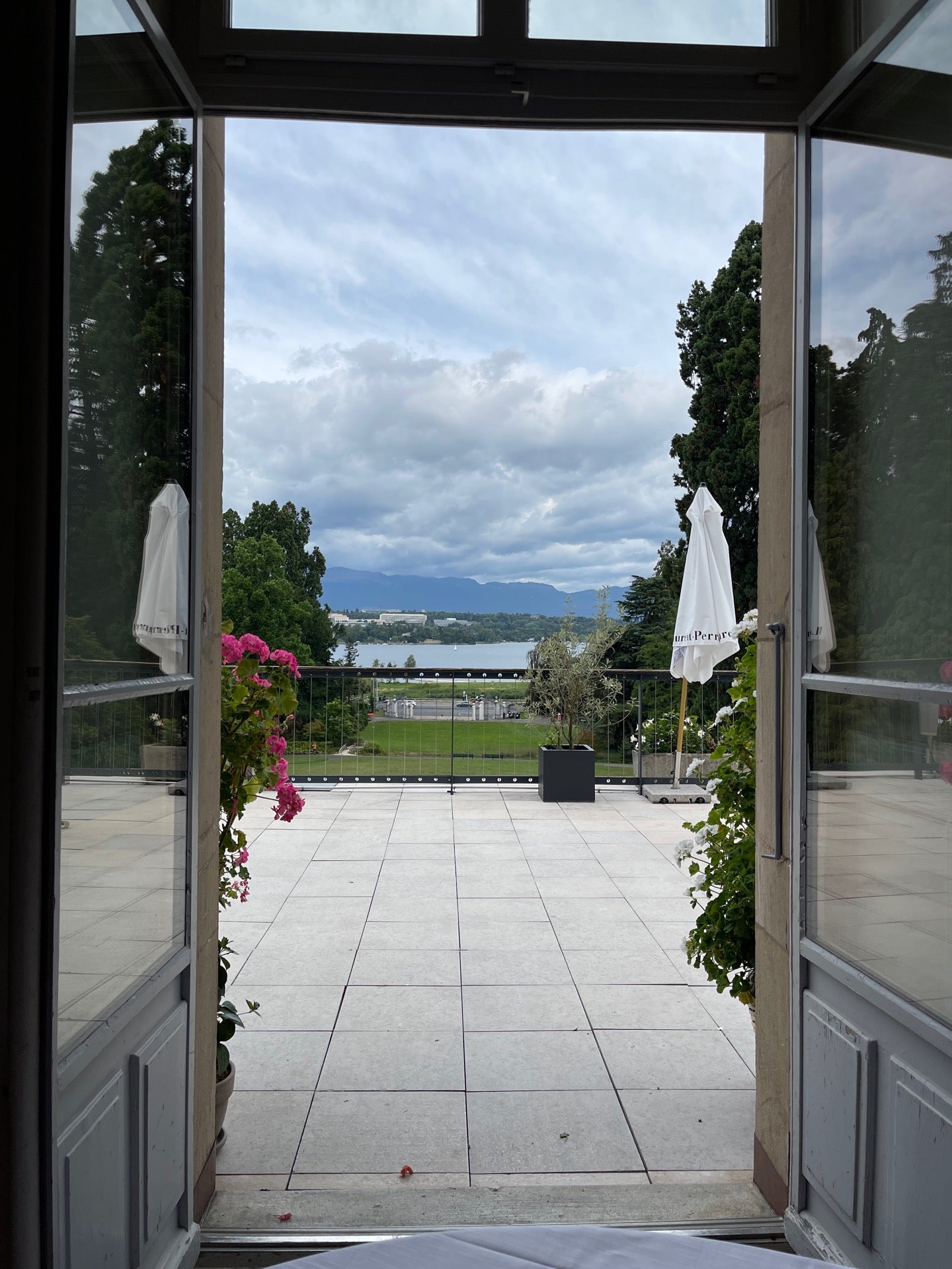 Hotel restaurant du Jardin des Eaux-Vives Genève