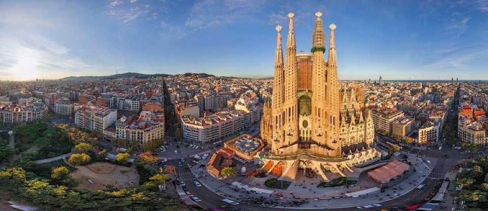 Basilica of the Holy Family (Temple Expiatori de la Sagrada Família)