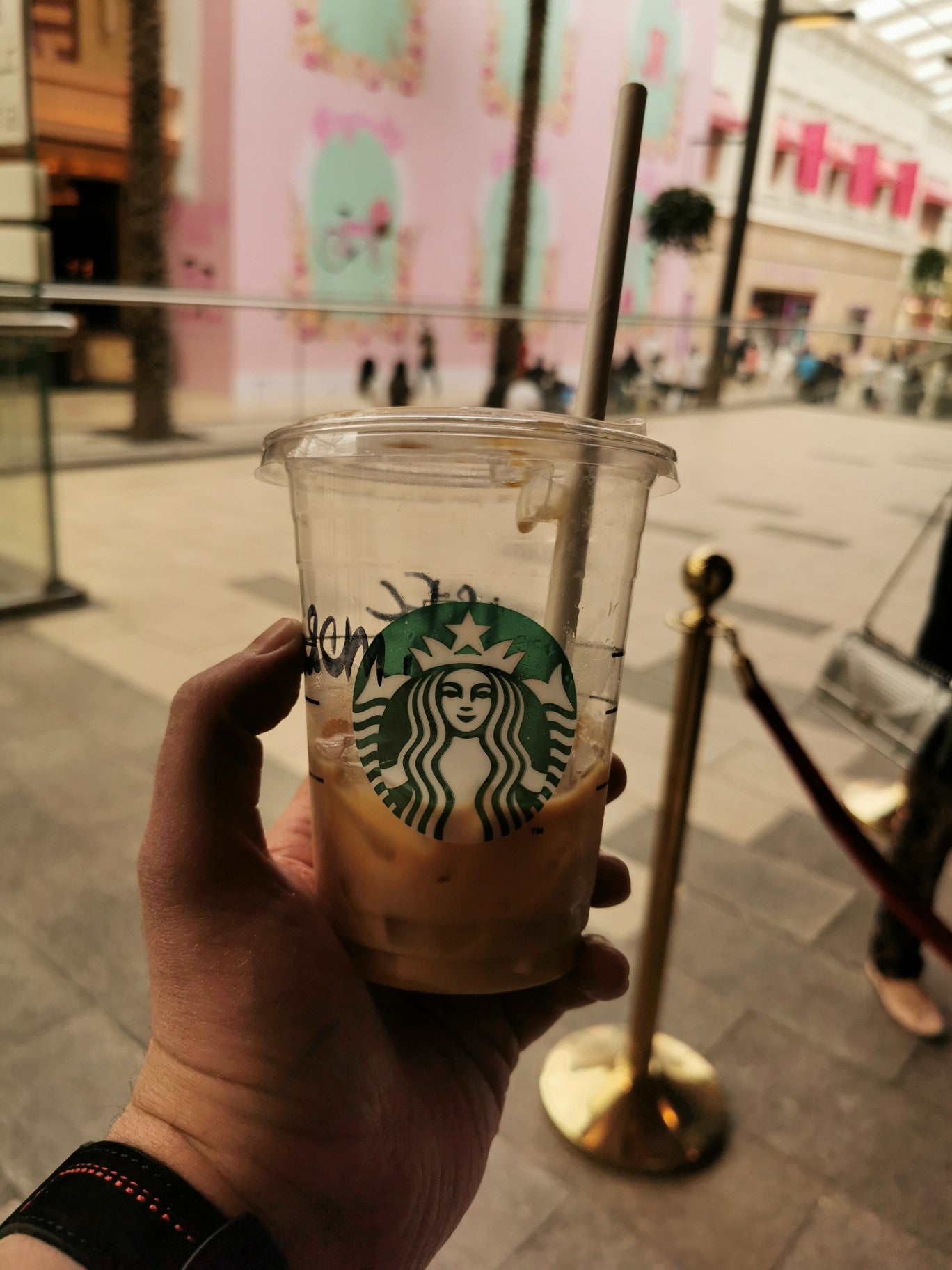 Starbucks (ستاربكس)