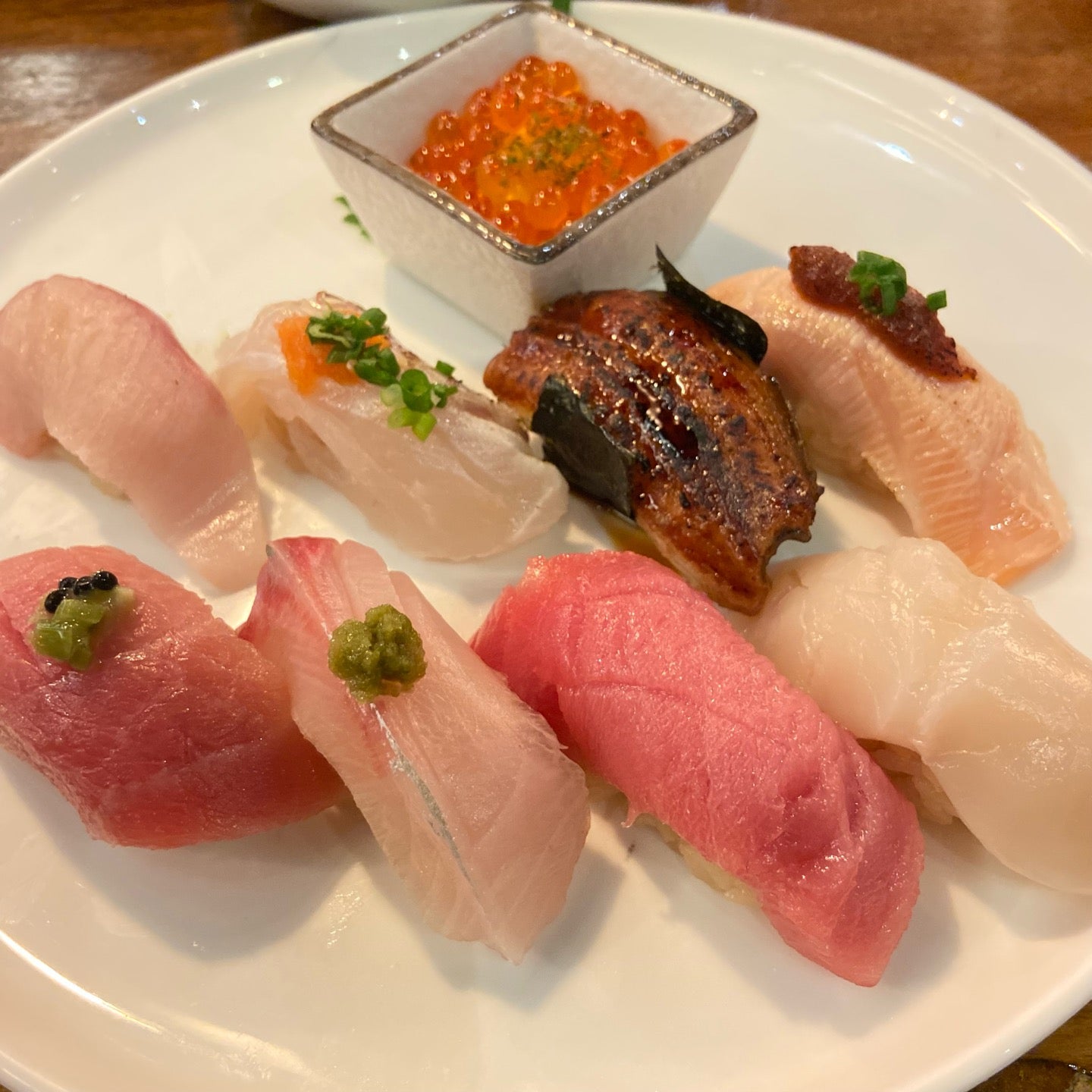 Maguro Sushi (มากุโร่ ซูชิ)