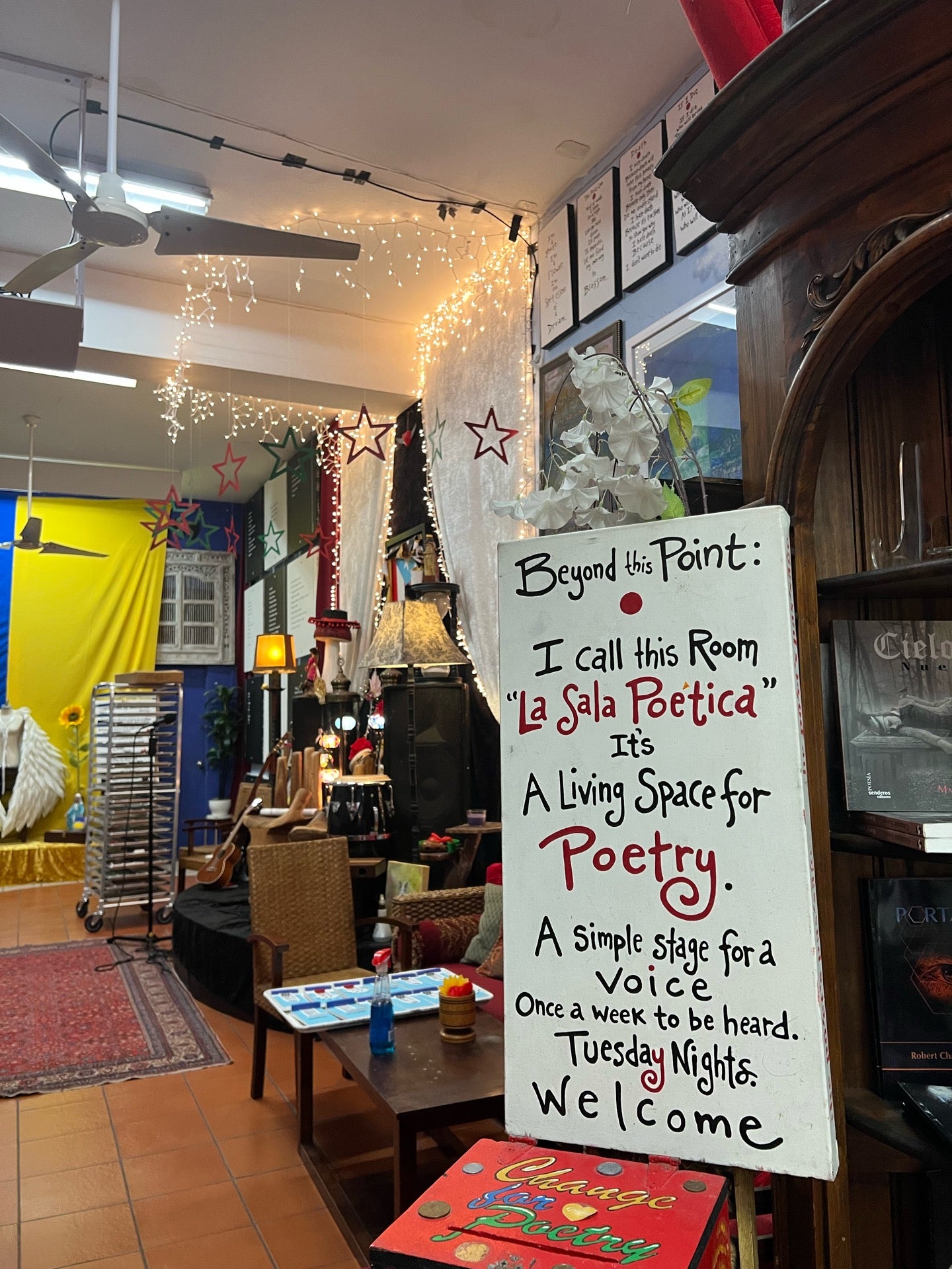 Poets Passage/Café