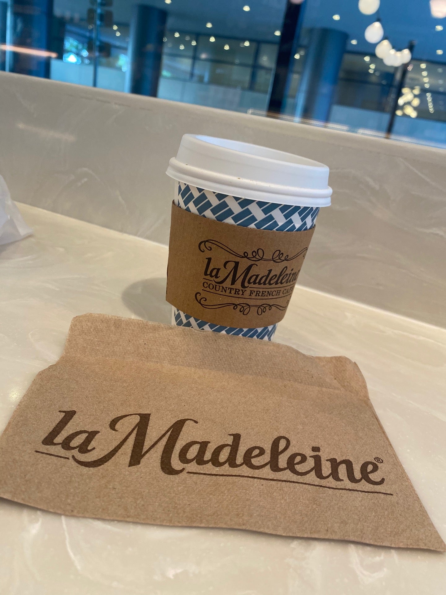 la Madeleine Country French Café