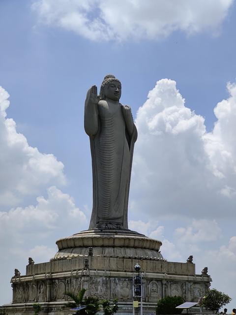 Hussain Sagar Lake