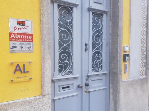 By Doors Hostel Porto