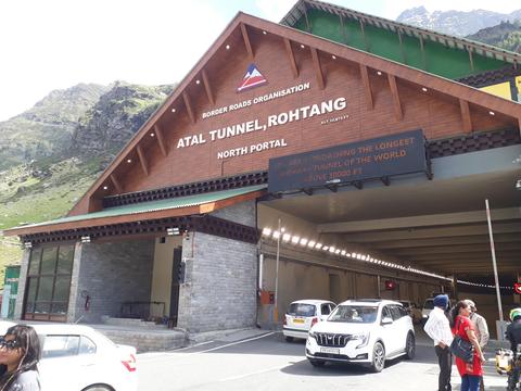 Atul tunnel in manali