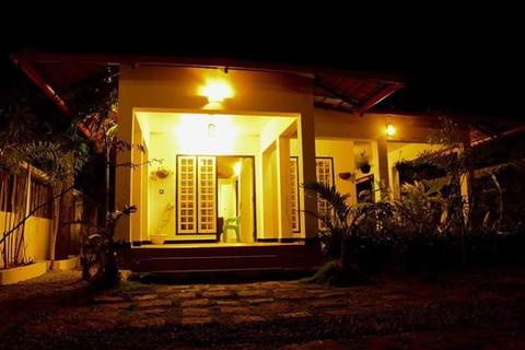 Whispering Mangrove Home stay