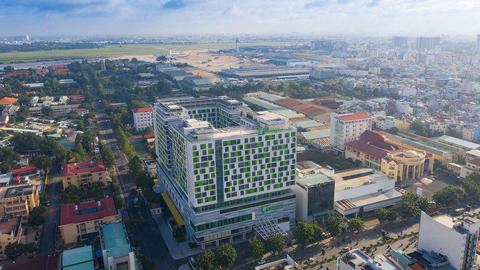 Holiday Inn & Suites Saigon Airport, an IHG Hotel