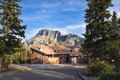 HI Banff Alpine Centre