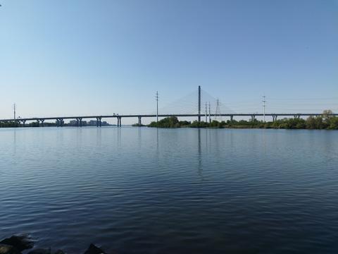 Samuel De Champlain bridge