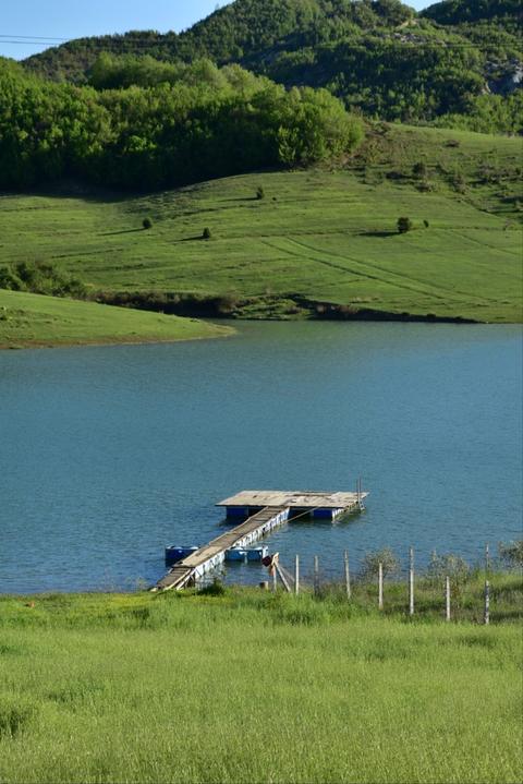 Kus Lake