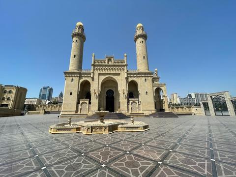 Təzə Pir Mosque