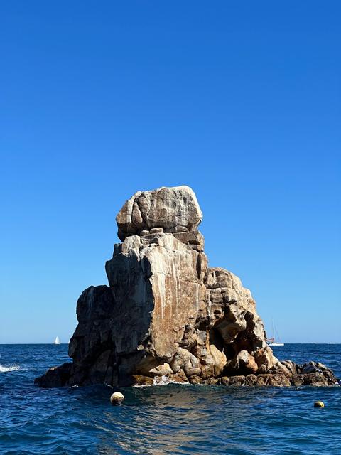 Pelican Rock