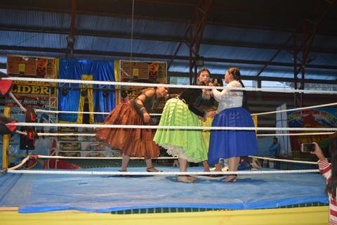 Cholitas Wrestling (Show Popular)