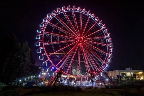 Ferris Wheel 'Eye of Kenya' at Two Rivers Mall