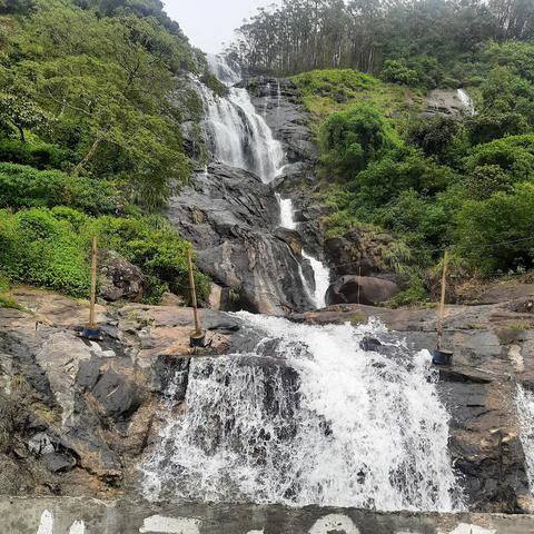 Chinnakanel Waterfalls