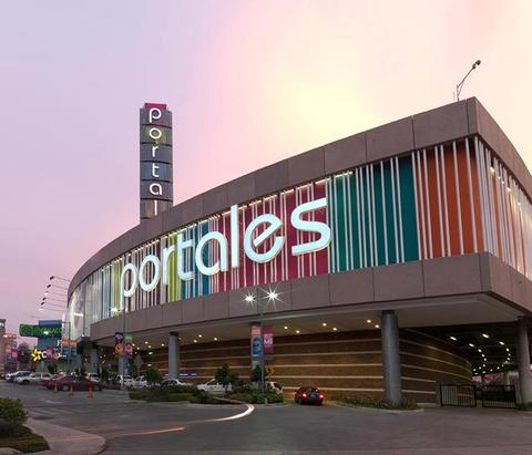 Portales Mall