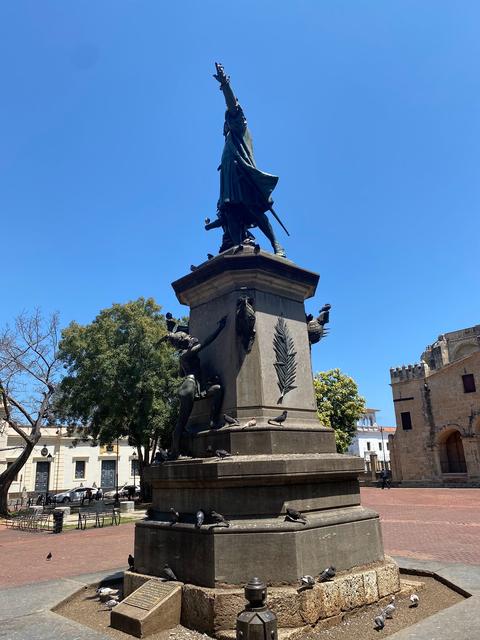 Estátua de Cristóbal Colón