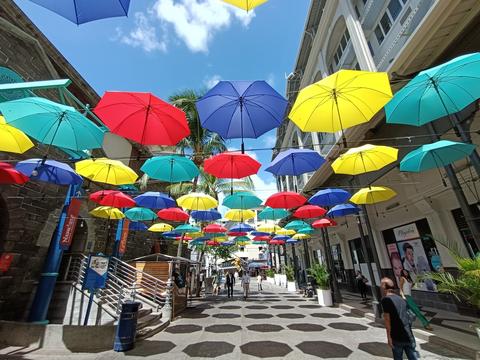Umbrella Square