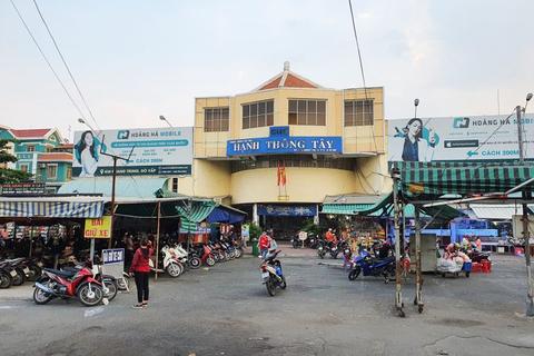 Hanh Thong Tay Market