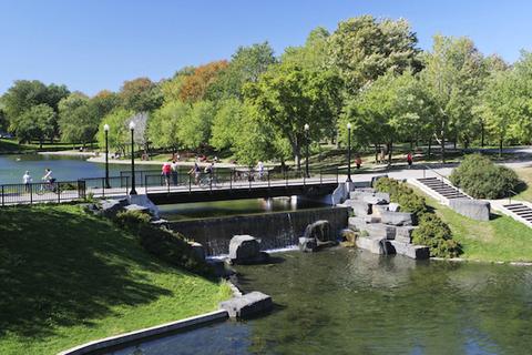 Parc La Fontaine