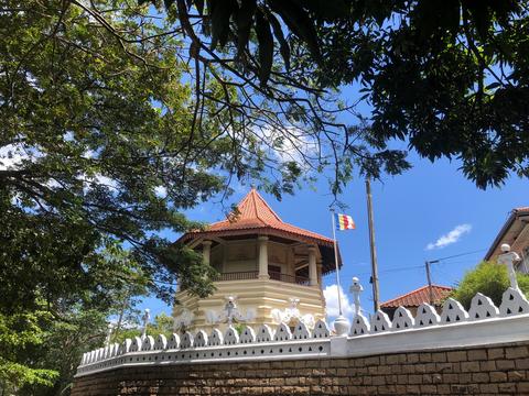 Malwathu Maha Viharaya - Kandy