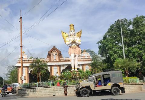 Garuda Statue | Alipiri Circle - Tirupati