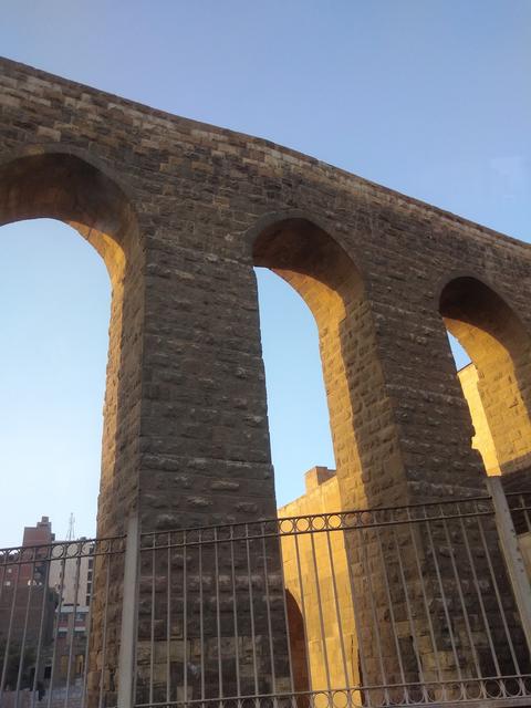 Magra El Oyoun aqueduct