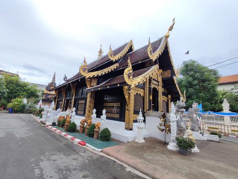 Wat Inthakhin Sadue Muang