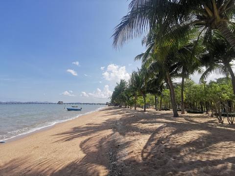 Krating Lai Beach