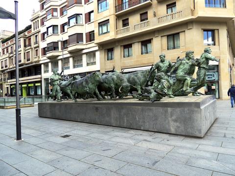 Encierro/Entzierroa Monument