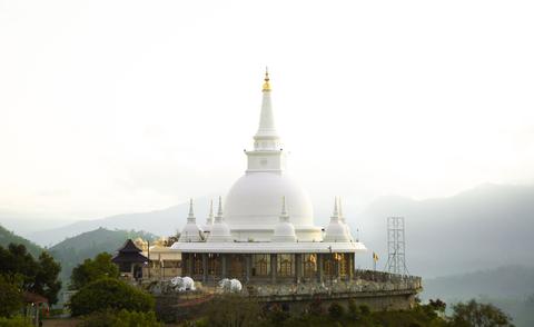 Mahamevnawa Buddhist Monastery - Bandarawela