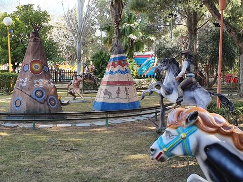 Zaragoza Amusement Park