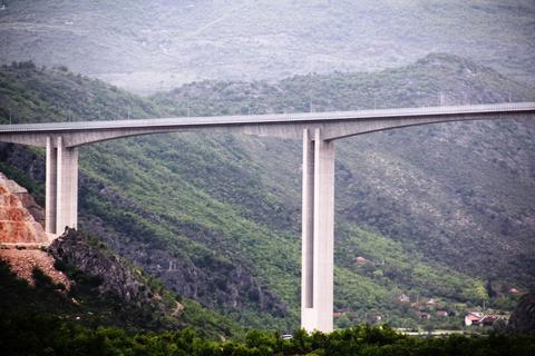 Moračica bridge