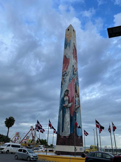 Santo Domingo Obelisk
