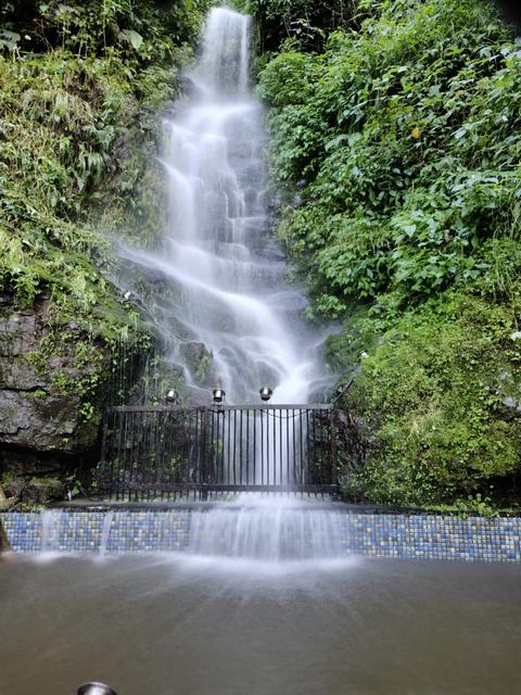 Marina Waterfall