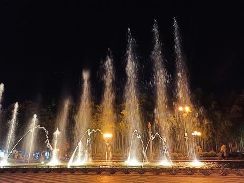 Dancing Fountains