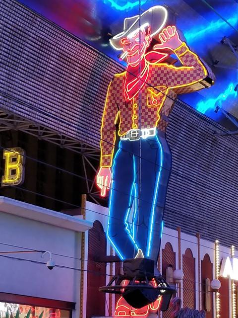 Vegas Vic - Famous Neon Cowboy Sign