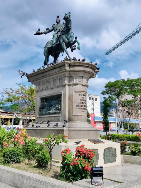 Statue of Captain General Gerardo Barrios