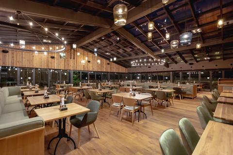 Luftburg - Kolarik im Prater, das größte Bio-Restaurant der Welt
