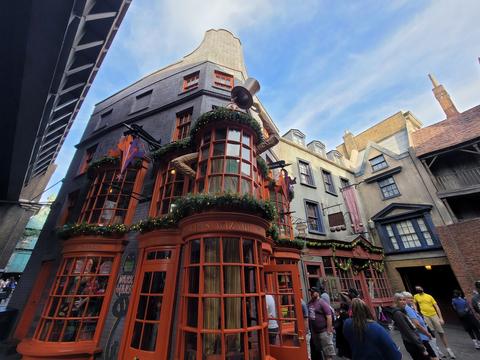 The Wizarding World of Harry Potter - Diagon Alley