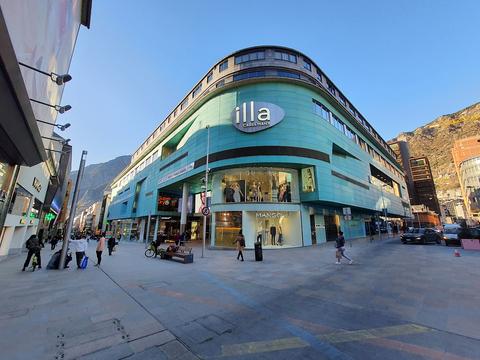 Centre Comercial Illa Carlemany