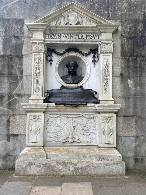 Sir Joseph Bazalgette Memorial