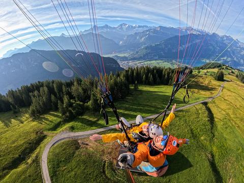 Skywings Paragliding Interlaken